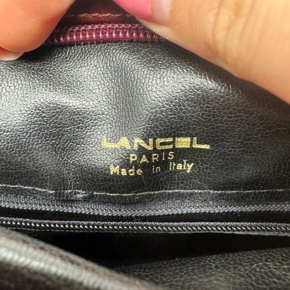 Lancel Vintage Burgundy Leather Crossbody Bag – Boxy Parisian Chic - Picture 8 of 9